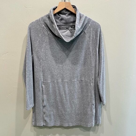 Athleta Gray Turtleneck Soft Pullover Sweatshirt - Size: Medium - Picture 1 of 5